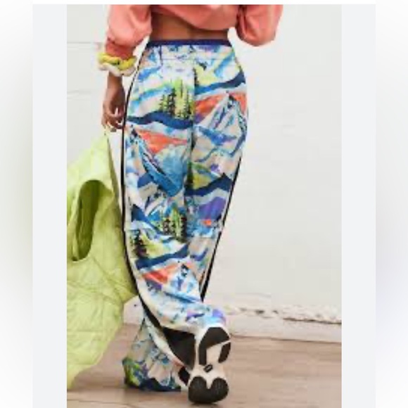 NWOT Printed End Zone Pants by FP Movement - Picture 5 of 17